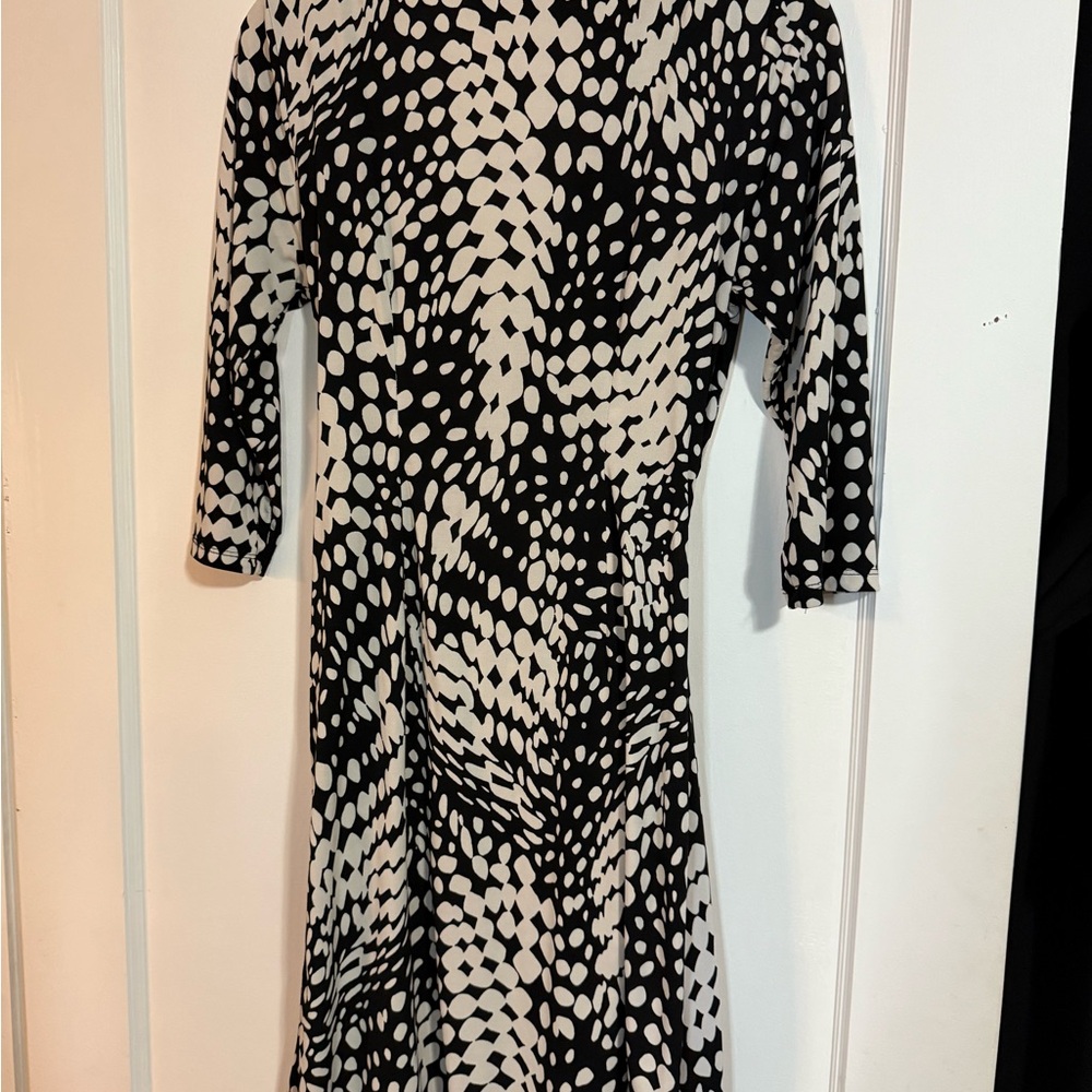 Emma & Michele Monochrome Long Sleeve Dress